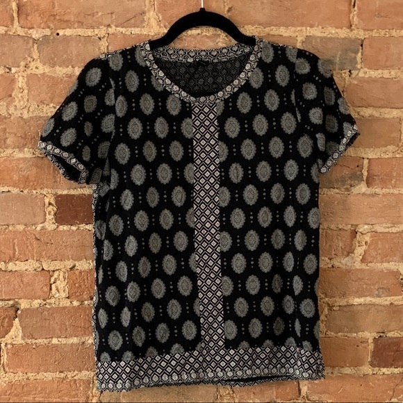 J Crew Black and White Printed T, Size XS - Picture 2 of 3